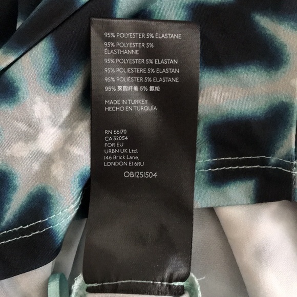 NWT UO Shannon Off-The-Shoulder Top - Picture 9 of 9